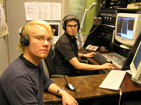 Zoom FM:n juontajia vuonna 2009.