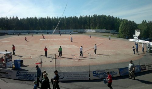 Selostamonäkymä Koskenkorvan pesäpallostadionilla