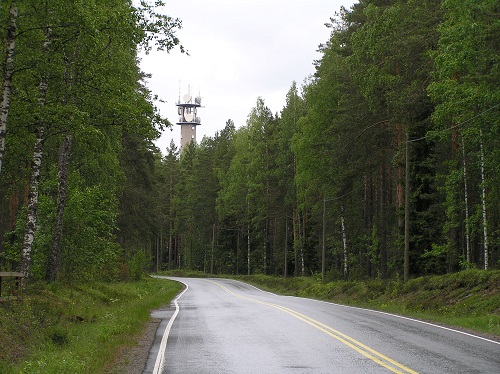 Erkylän linkkitorni kesällä 2013